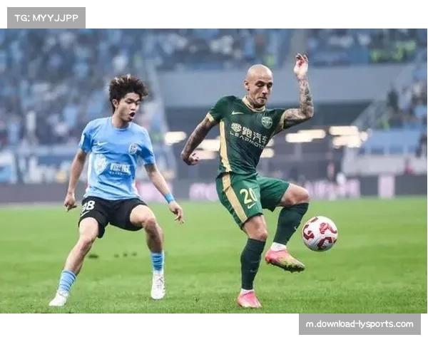 上海申花5比3险胜大连英博 新援拉唐盖伊联手造五球